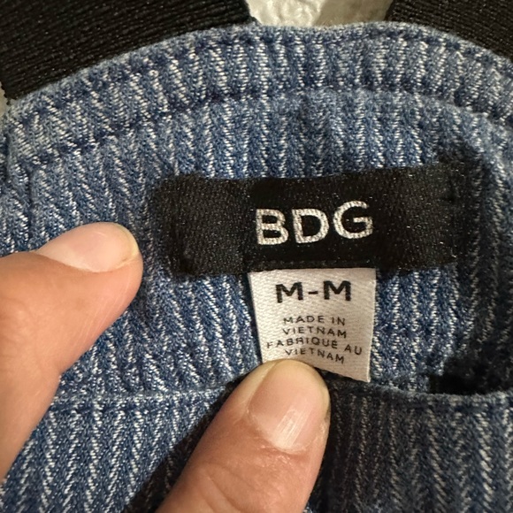 BDG Corduroy Overall good condition sz M - Picture 4 of 5